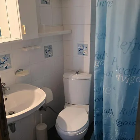 Duplex 3 Min To The *